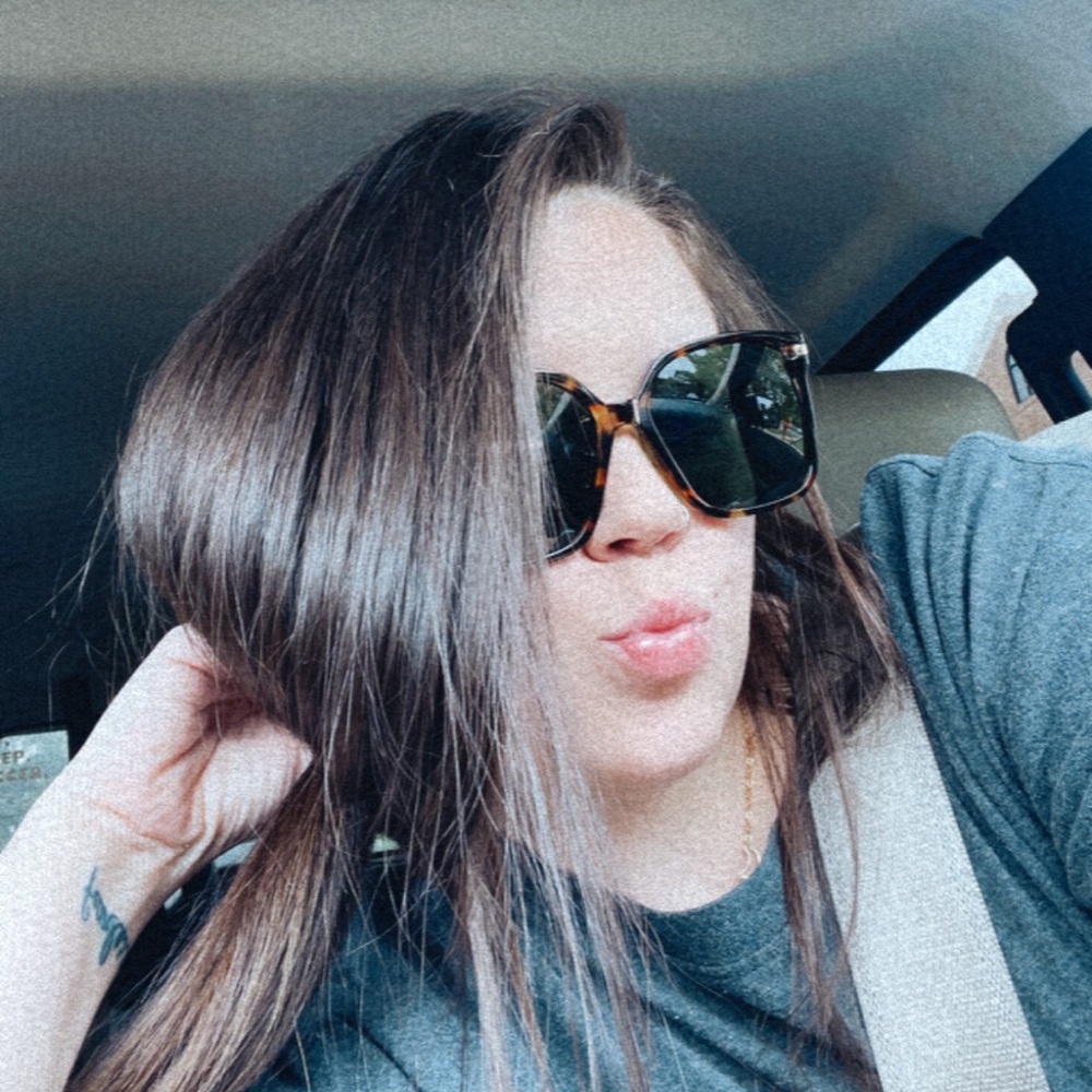 Meet your Posher, Deborah